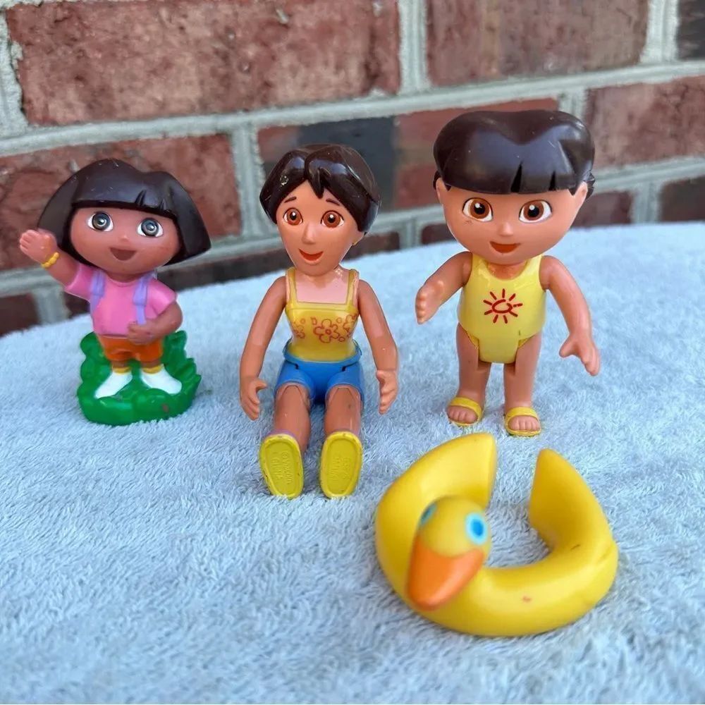 Dora the Explorer set of figurine/cake toppers